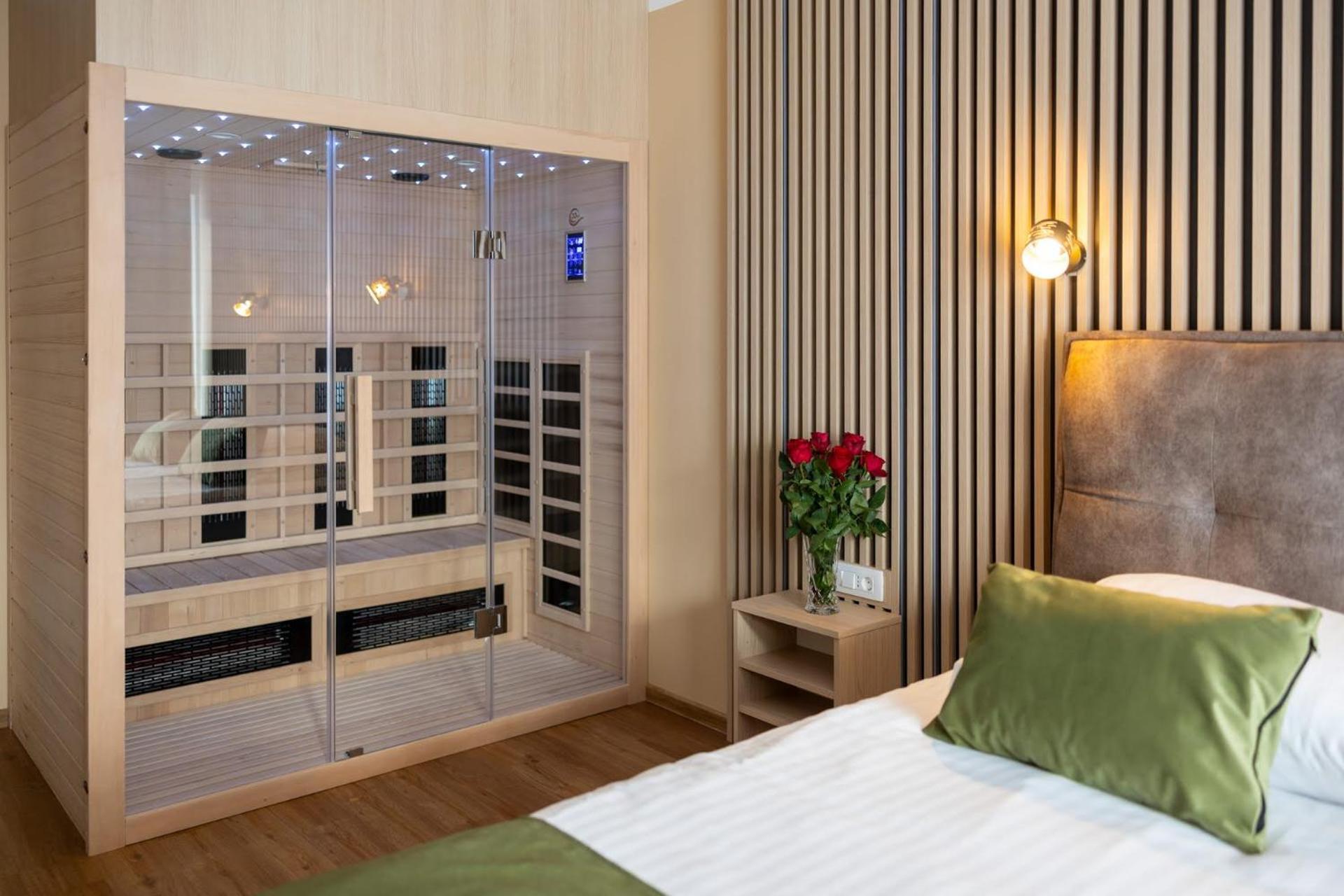 Hotel Dolenjc Ново Место Екстериор снимка